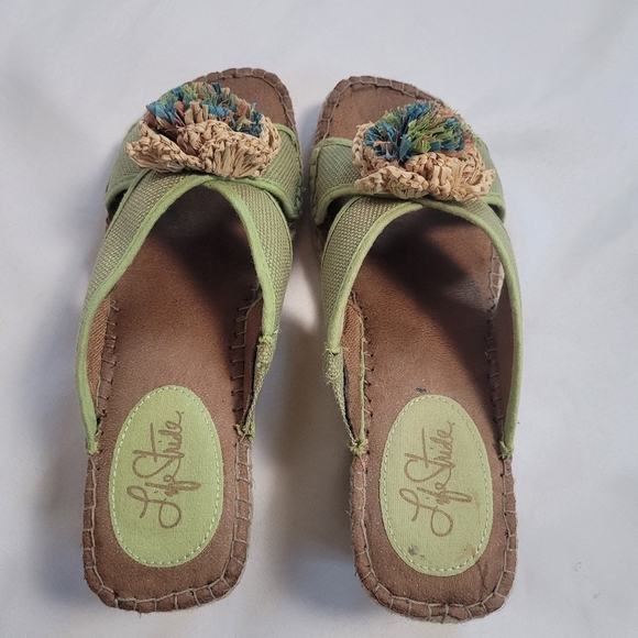 Life Stride Green Macrame Flower Racy Catepilar Wedge Sandal Size 8M - Picture 9 of 11